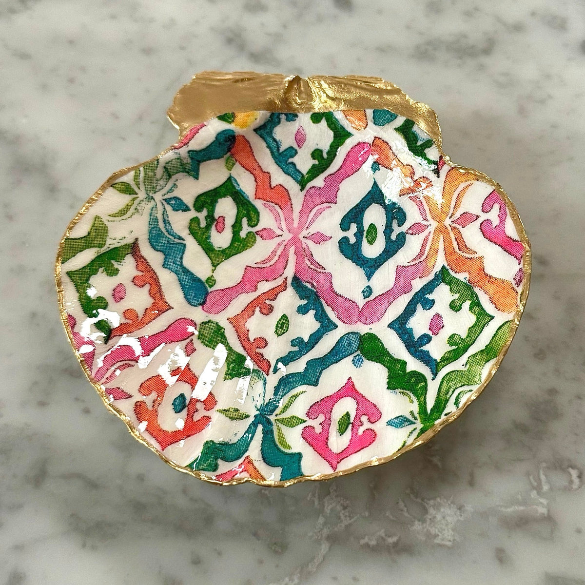 Colorful Chinoiserie Floral Scallop Shell Ring Dish