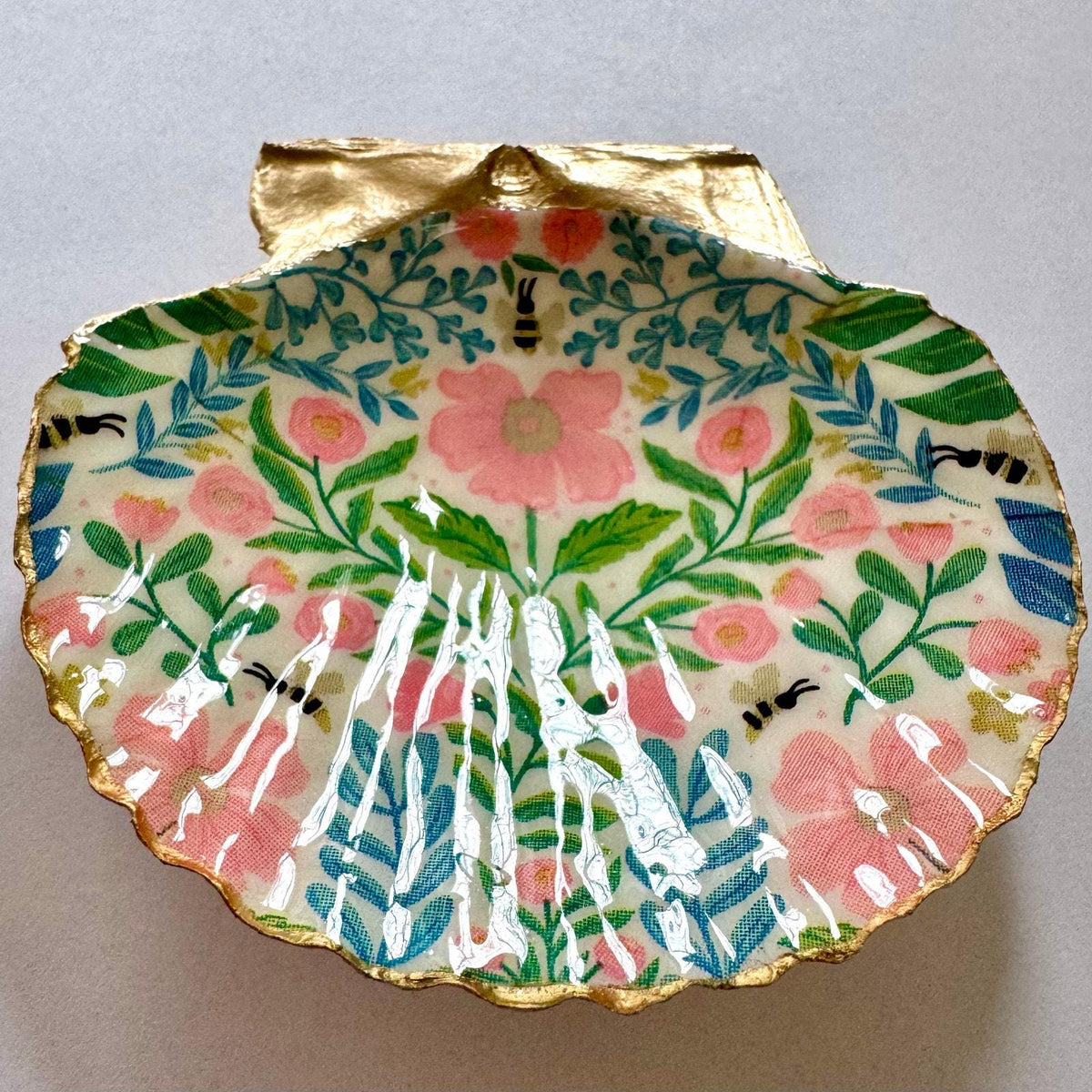 Folk Floral Garden & Bee Scallop Shell Ring Dish