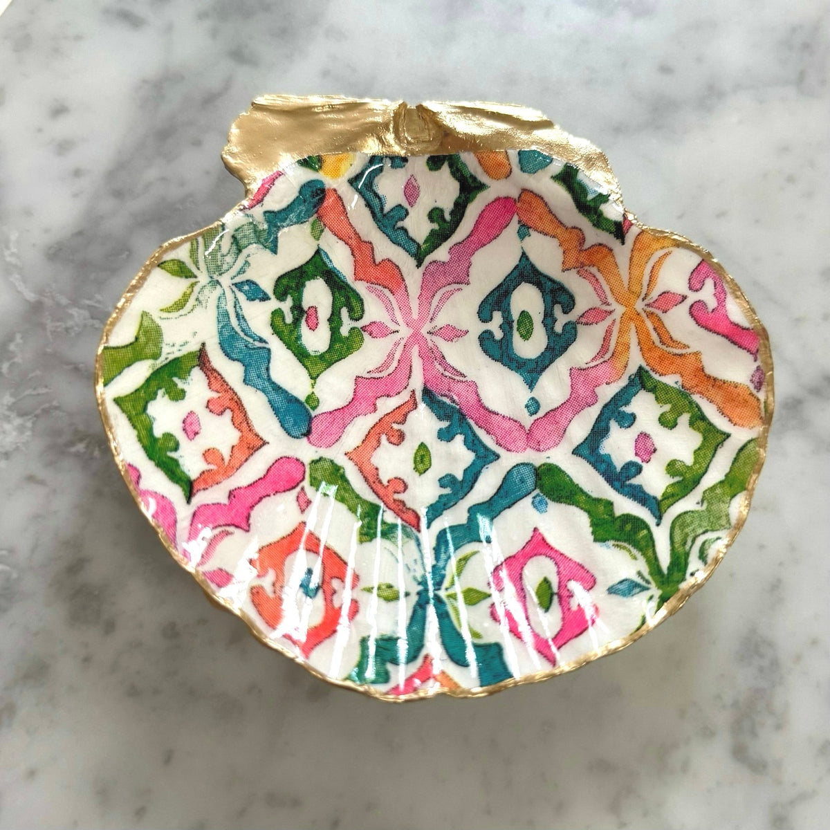 Colorful Chinoiserie Floral Scallop Shell Ring Dish