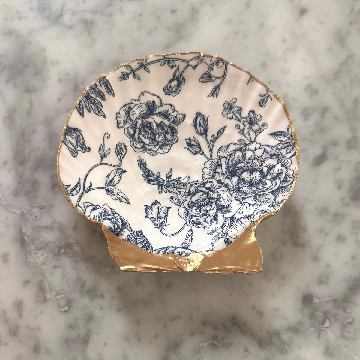 Navy Rose Scallop Shell Trinket Dish, Blue and White Ring Dish, Grandmillennial Decor, Something Blue, Bridesmaid Gift