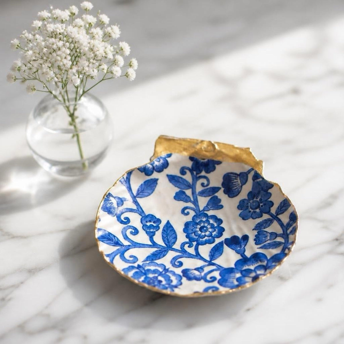 Blue & White Chinoiserie Scallop Shell Ring Dish
