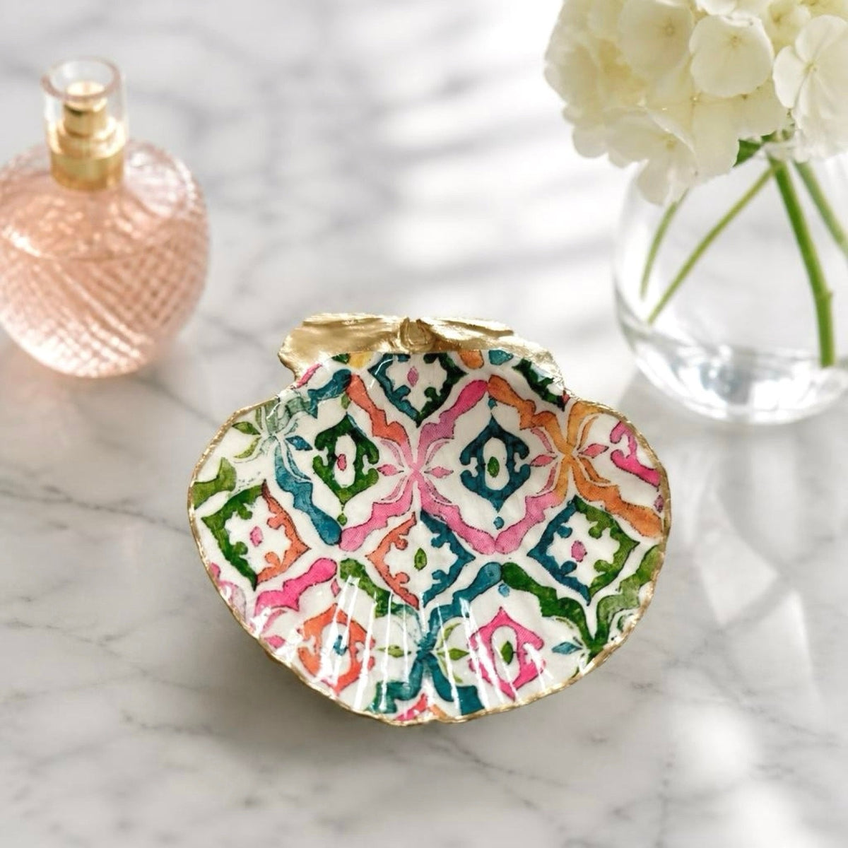 Colorful Chinoiserie Floral Scallop Shell Ring Dish