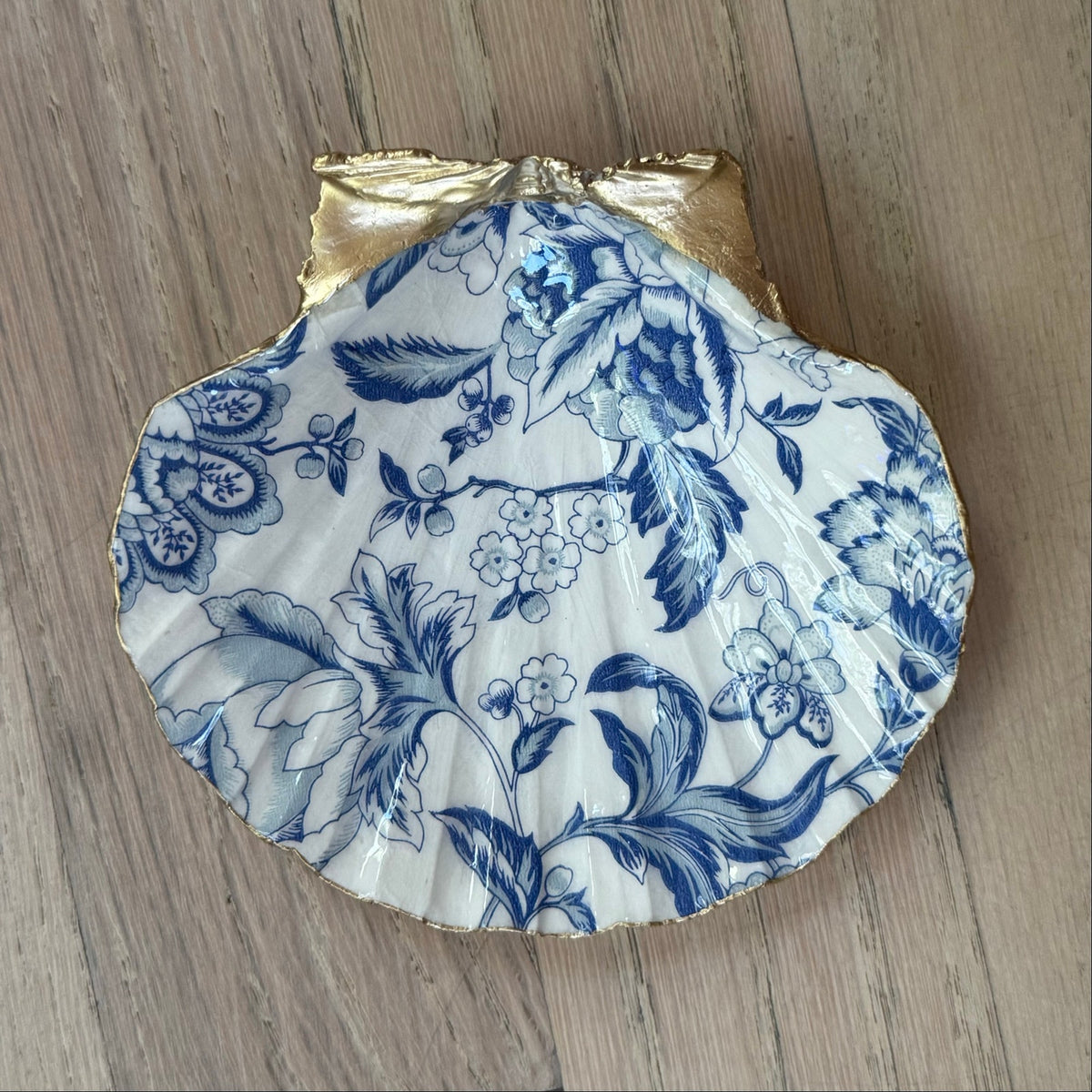 Blue Chinoiserie Floral Shell Jewelry Dish